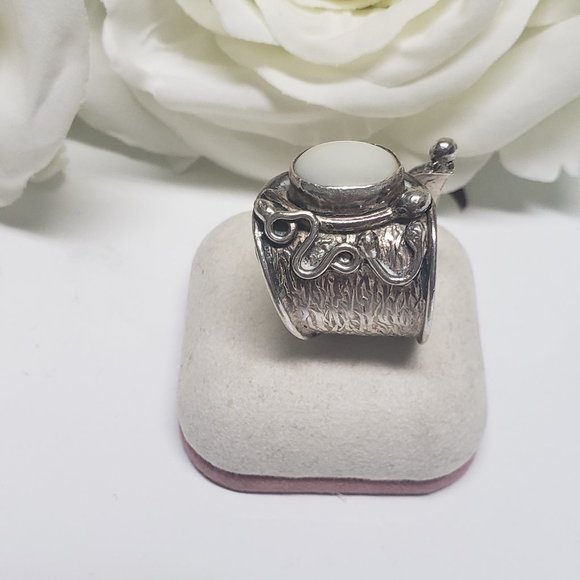 Vintage Opal Stone Silver Ring - Picture 3 of 6